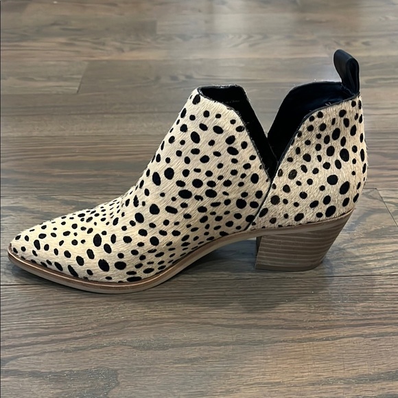 Dolce Vita Women’s Size 6 Sonni Leopard Print Calf Hair Ankle Booties - Picture 8 of 15
